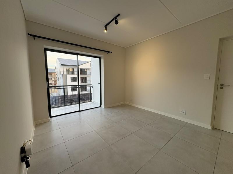 To Let 1 Bedroom Property for Rent in Sandown Western Cape